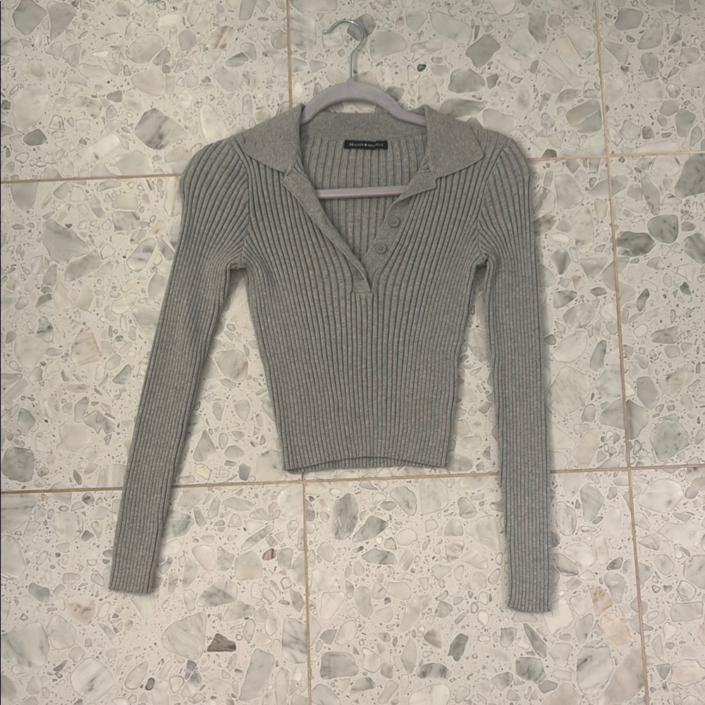 Brandy Melville Gray Ribbed Knit Top